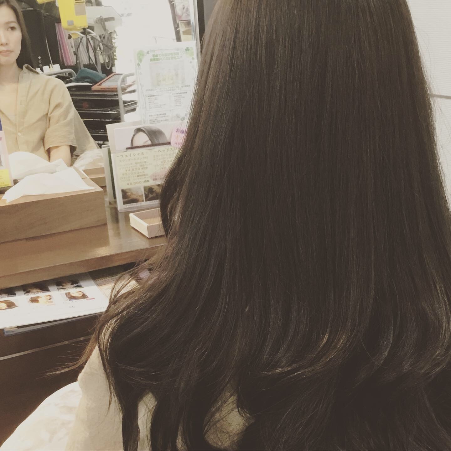 巻き髪ロング イルミナカラー Cut イルミナヴェール 東葉勝田台の美容院 Hair Salon Akiko アキコ 佐倉市で髪型 をチェンジしたい方は是非お越しください